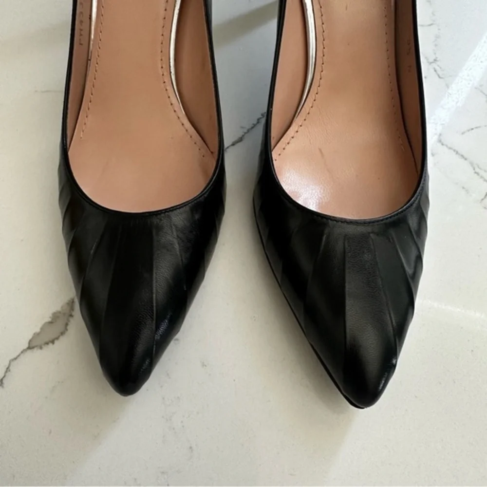 Stuart Weitzman Black Pointed Leather Heels
